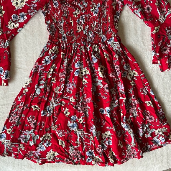 Almost Famous Floral Dress - Picture 3 of 4